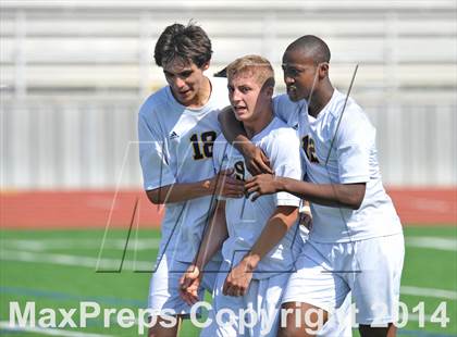 Thumbnail 2 in Pine Tree vs. Wakeland (UIL 4A Region 2 Semifinal) photogallery.