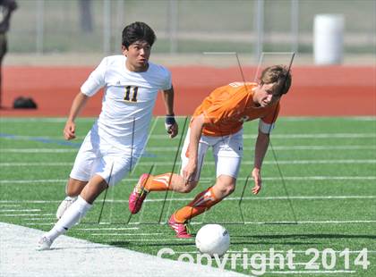 Thumbnail 1 in Pine Tree vs. Wakeland (UIL 4A Region 2 Semifinal) photogallery.