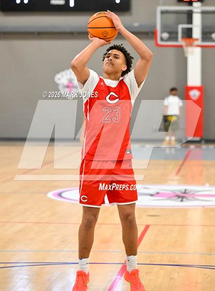 Thumbnail 1 in Mater Dei vs. Columbus (Section 7) photogallery.