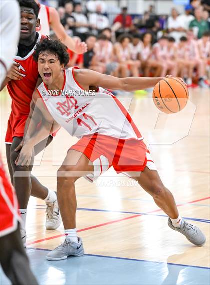 Thumbnail 3 in Mater Dei vs. Columbus (Section 7) photogallery.