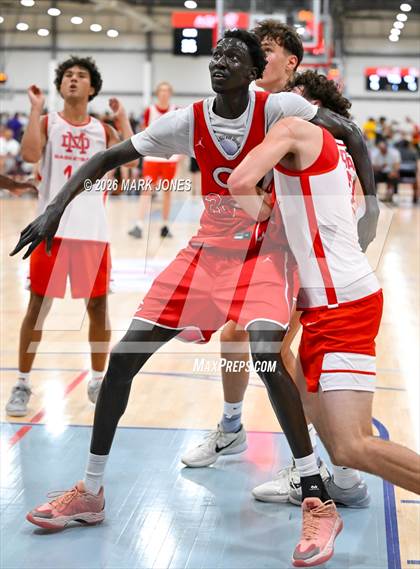 Thumbnail 3 in Mater Dei vs. Columbus (Section 7) photogallery.