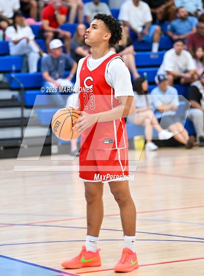 Thumbnail 3 in Mater Dei vs. Columbus (Section 7) photogallery.