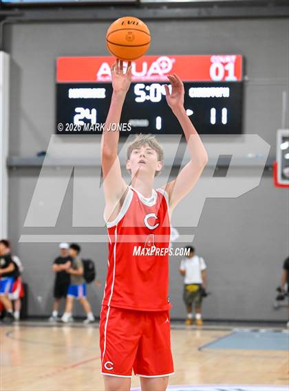 Thumbnail 2 in Mater Dei vs. Columbus (Section 7) photogallery.