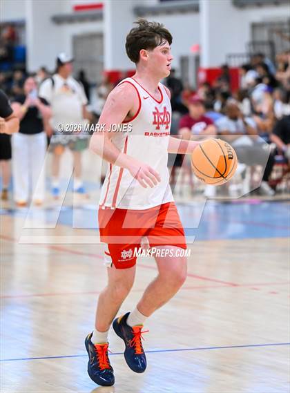 Thumbnail 3 in Mater Dei vs. Columbus (Section 7) photogallery.