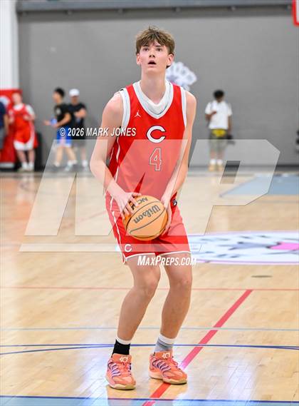 Thumbnail 1 in Mater Dei vs. Columbus (Section 7) photogallery.