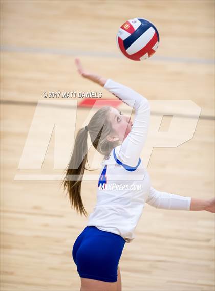 Thumbnail 1 in Legend @ Ponderosa photogallery.