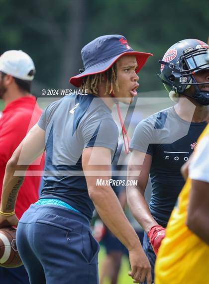 Thumbnail 1 in South Panola vs Olive Branch (U of Memphis 7v7) photogallery.