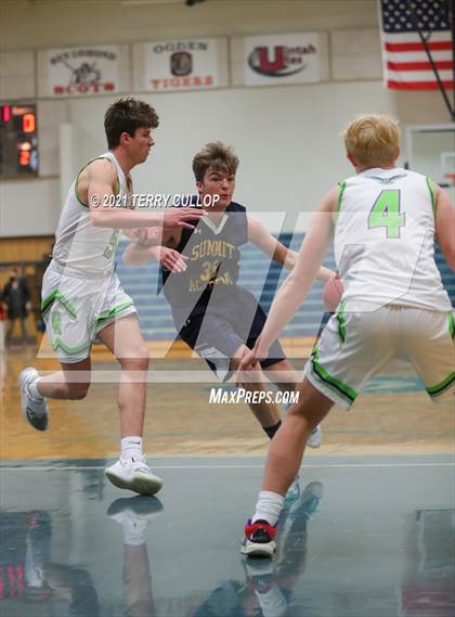 Thumbnail 1 in Summit Academy vs. Ridgeline (Eagle Holiday Shootout) photogallery.