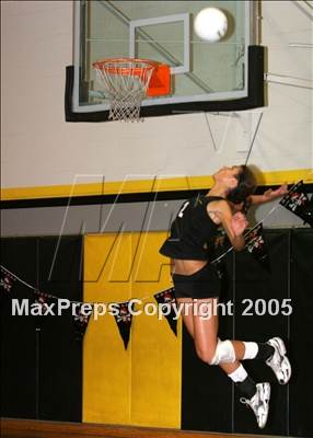 Thumbnail 2 in Van Nuys @ San Pedro (Section Playoffs) photogallery.