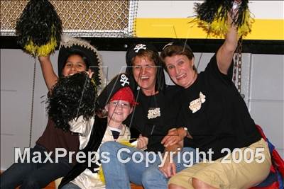 Thumbnail 1 in Van Nuys @ San Pedro (Section Playoffs) photogallery.