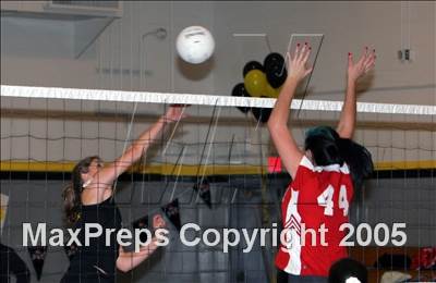 Thumbnail 1 in Van Nuys @ San Pedro (Section Playoffs) photogallery.