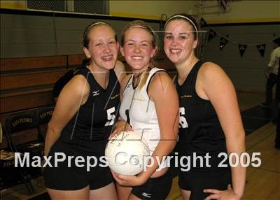 Thumbnail 1 in Van Nuys @ San Pedro (Section Playoffs) photogallery.