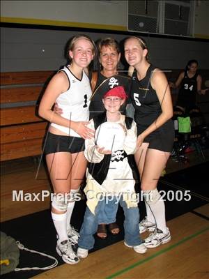 Thumbnail 3 in Van Nuys @ San Pedro (Section Playoffs) photogallery.