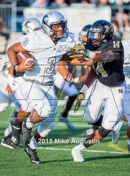 Thumbnail 2 in Guyer vs. Mansfield (UIL 6A D2 Quarterfinal) photogallery.