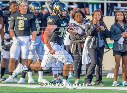 Thumbnail 2 in Guyer vs. Mansfield (UIL 6A D2 Quarterfinal) photogallery.