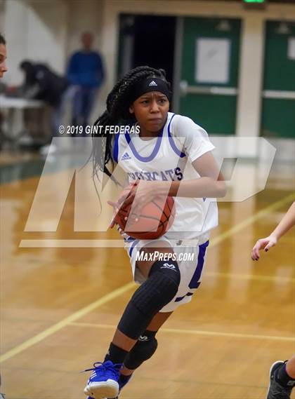 Thumbnail 2 in Clovis vs. Oakland (Lamorinda Classic) photogallery.