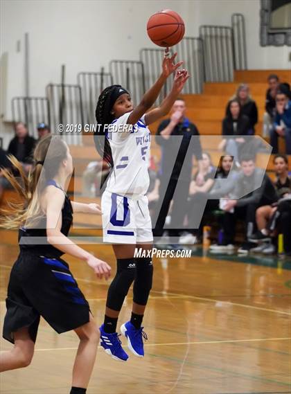 Thumbnail 3 in Clovis vs. Oakland (Lamorinda Classic) photogallery.