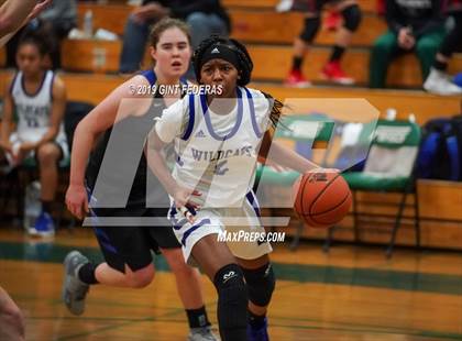 Thumbnail 1 in Clovis vs. Oakland (Lamorinda Classic) photogallery.