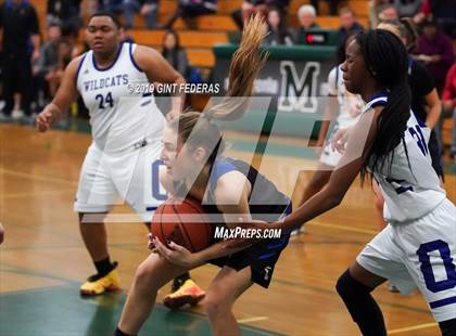 Thumbnail 3 in Clovis vs. Oakland (Lamorinda Classic) photogallery.