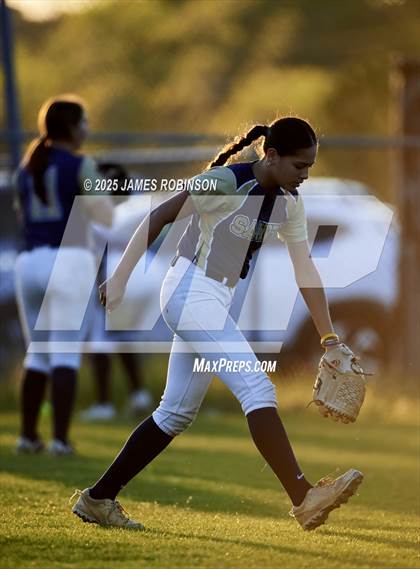Thumbnail 1 in Fletcher @ Sandalwood photogallery.