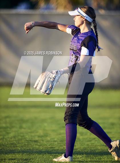 Thumbnail 3 in Fletcher @ Sandalwood photogallery.