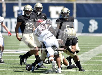 Thumbnail 3 in JSerra Catholic @ St. John Bosco photogallery.