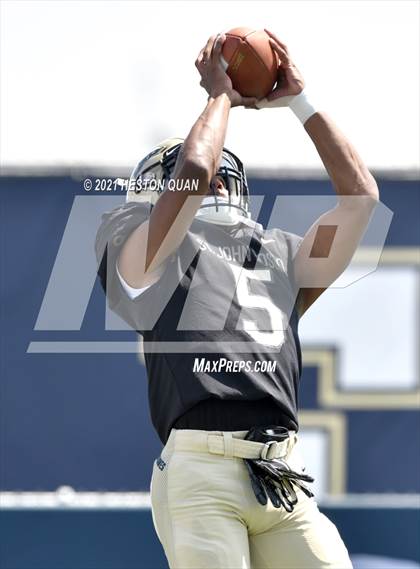 Thumbnail 2 in JSerra Catholic @ St. John Bosco photogallery.