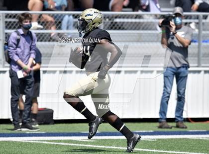 Thumbnail 2 in JSerra Catholic @ St. John Bosco photogallery.