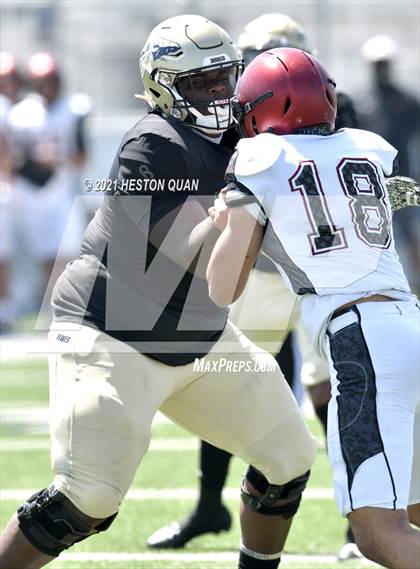 Thumbnail 2 in JSerra Catholic @ St. John Bosco photogallery.
