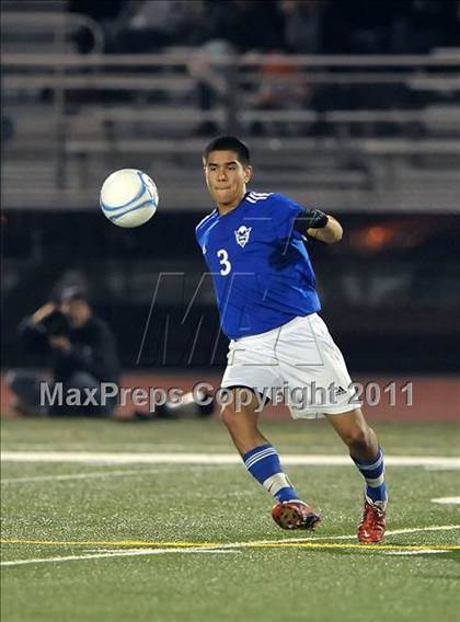 Thumbnail 2 in Davis vs. Jesuit (CIF SJS D1 Final) photogallery.