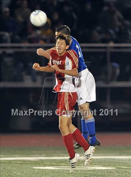 Thumbnail 2 in Davis vs. Jesuit (CIF SJS D1 Final) photogallery.