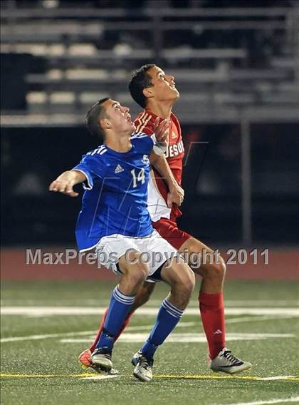 Thumbnail 3 in Davis vs. Jesuit (CIF SJS D1 Final) photogallery.