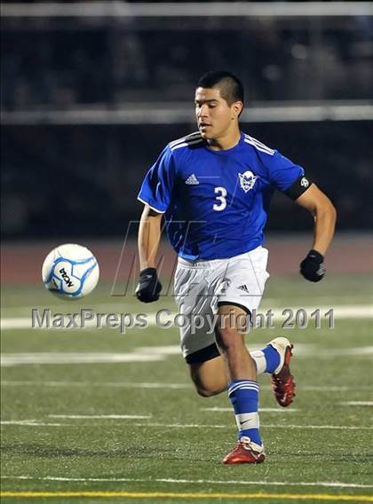 Thumbnail 2 in Davis vs. Jesuit (CIF SJS D1 Final) photogallery.