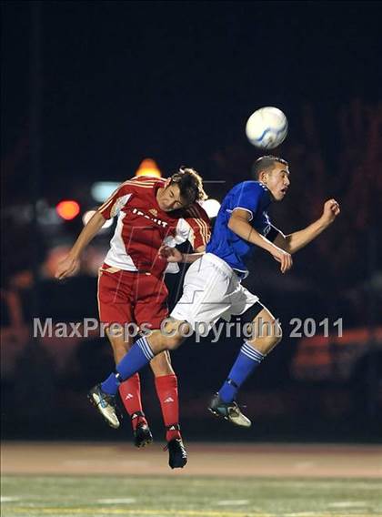 Thumbnail 1 in Davis vs. Jesuit (CIF SJS D1 Final) photogallery.