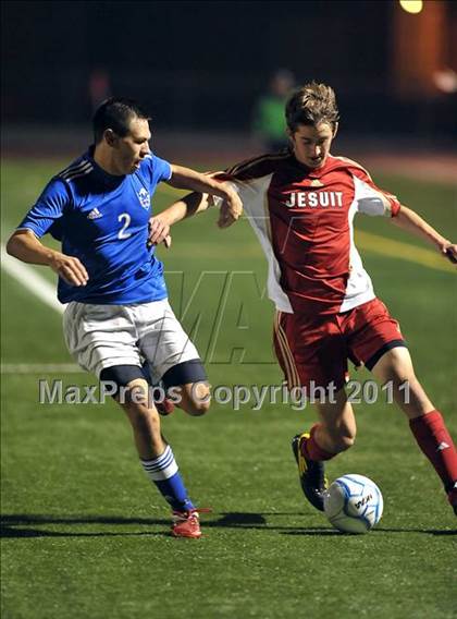 Thumbnail 3 in Davis vs. Jesuit (CIF SJS D1 Final) photogallery.