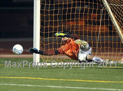 Thumbnail 3 in Davis vs. Jesuit (CIF SJS D1 Final) photogallery.