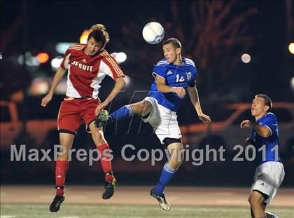Thumbnail 2 in Davis vs. Jesuit (CIF SJS D1 Final) photogallery.