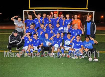 Thumbnail 1 in Davis vs. Jesuit (CIF SJS D1 Final) photogallery.