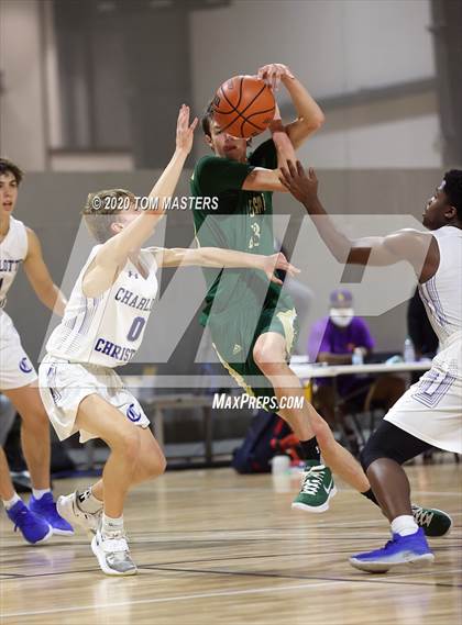 Thumbnail 2 in Charlotte Christian vs. Rabun Gap-Nacoochee photogallery.