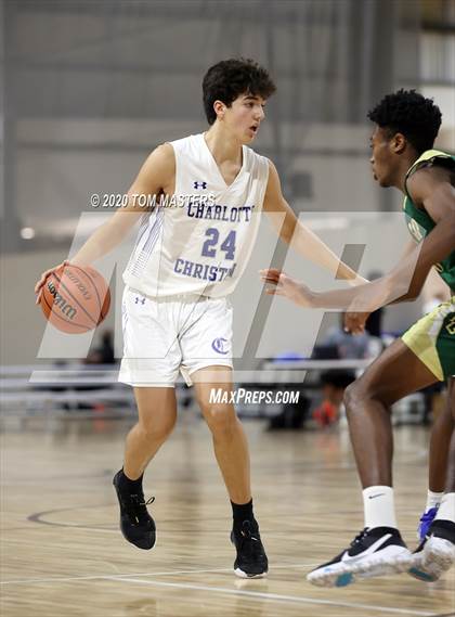 Thumbnail 3 in Charlotte Christian vs. Rabun Gap-Nacoochee photogallery.