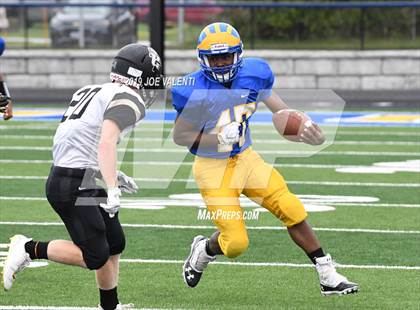Thumbnail 2 in Cleveland Hill vs. Silver Creek/Forestville Central photogallery.