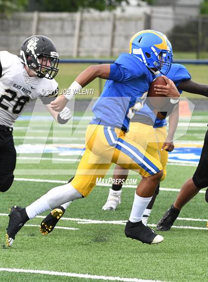 Thumbnail 2 in Cleveland Hill vs. Silver Creek/Forestville Central photogallery.