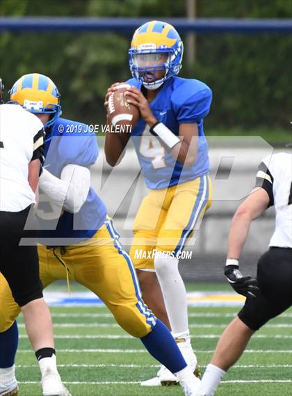 Thumbnail 2 in Cleveland Hill vs. Silver Creek/Forestville Central photogallery.