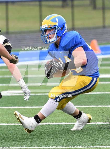 Thumbnail 2 in Cleveland Hill vs. Silver Creek/Forestville Central photogallery.