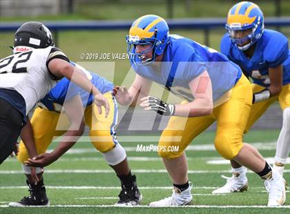 Thumbnail 3 in Cleveland Hill vs. Silver Creek/Forestville Central photogallery.