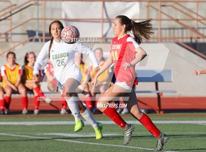 Thumbnail 2 in Cathedral Catholic vs. Edison (CIF SoCal Regional D1 Quarterfinal) photogallery.