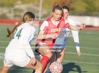 Thumbnail 3 in Cathedral Catholic vs. Edison (CIF SoCal Regional D1 Quarterfinal) photogallery.