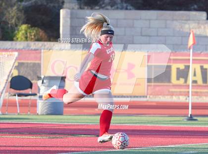 Thumbnail 1 in Cathedral Catholic vs. Edison (CIF SoCal Regional D1 Quarterfinal) photogallery.