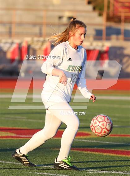 Thumbnail 2 in Cathedral Catholic vs. Edison (CIF SoCal Regional D1 Quarterfinal) photogallery.
