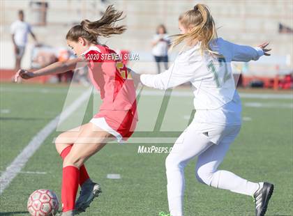Thumbnail 3 in Cathedral Catholic vs. Edison (CIF SoCal Regional D1 Quarterfinal) photogallery.